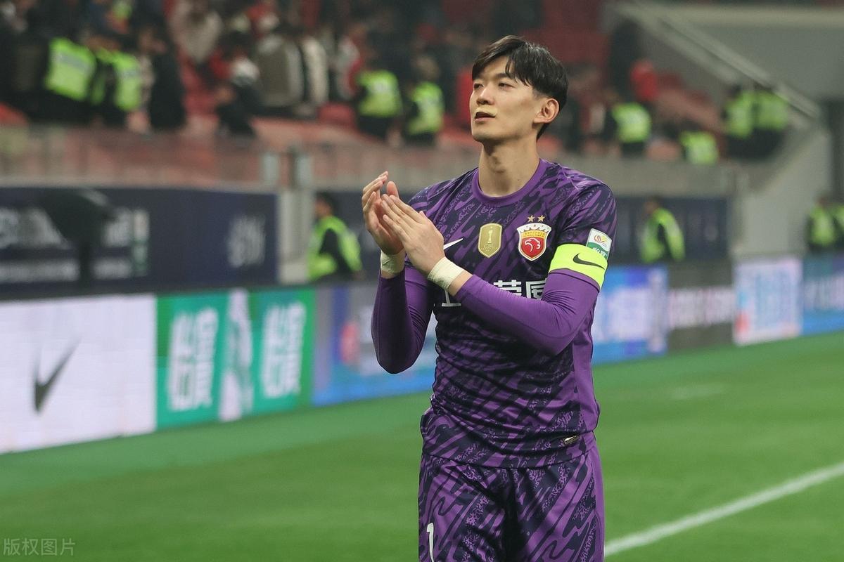 NBA总决赛赛前再迎强敌，上海海港队长鼓劲，主帅态度：球迷炸锅，更衣室氛围转暖的简单介绍